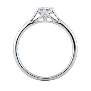 s*y様 プチエンゲージリング あなたを大切にしたい そんな真っすぐな思いをエンゲージリング