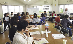 団体別懇談会、自治会・管理組合代表者の懇談会の様子