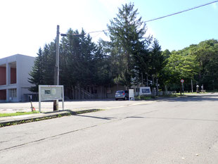 ダイナックスアリーナ側・千歳市駐車場入口