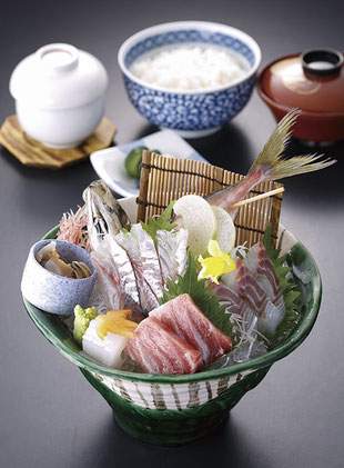 昼限定　旬の刺身定食　1,850円（税込）