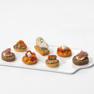 Assortiment canapés Méditérranéens