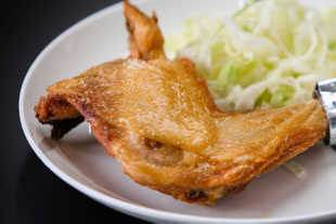 絶品骨付き素揚げ(もも）