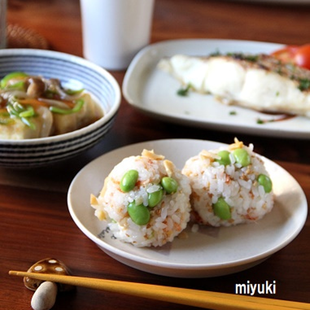 筍のみそ漬けと枝豆のまんまるおにぎり。和食ごはん。　By miyuki