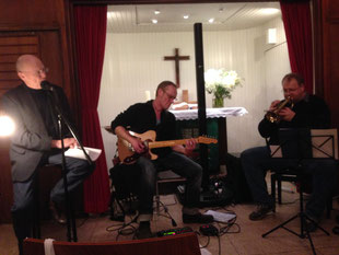 Lesung und Konzert mit "Hafennacht e.V." in der Flussschifferkirche