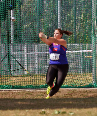 Hammerwerferin Maxi Langguth übertraf in Leverkusen die 60-Meter-Marke.