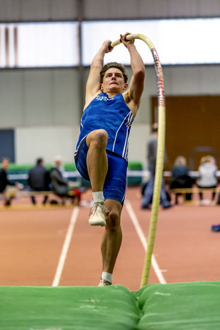 Jesse Südholt zeigte einen enormen Leistungssprung beim Hallenwettkampf in Rhede. (Foto: Christian Dangelmaier)