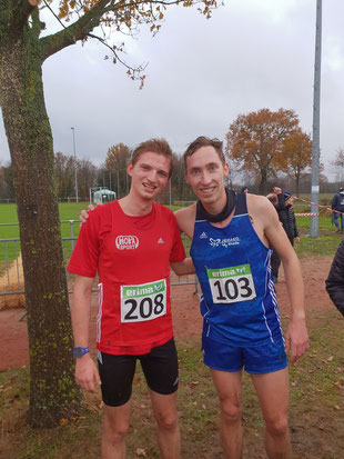 Stefan Ritte (rechts, LAZ Rhede) freute sich zusammen mit Armin Beus (SV Sonsbeck) über die Silbermedaille.
