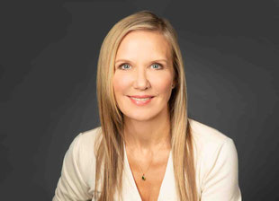 Dr. med. Nina Haase, Specialist for surgery, trauma surgery, D-doctor, acupuncture. COPV Berlin
