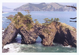 BRT沿線屈指の名所　碁石海岸