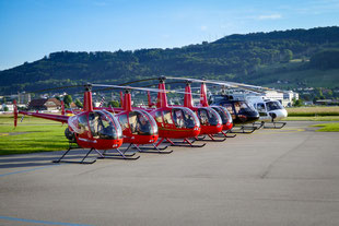 Wie viele passen in einen Helikopter?