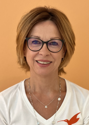 Helga Fuchs | Kosmetikerin mit eidg. Fähigkeitszeugnis (EFZ) und diplomierte Masseurin | V-NISSG zertifiziert| Berufsbildnerin | Stv. Institutsleiterin Bodyzone Cosmetics & Spa
