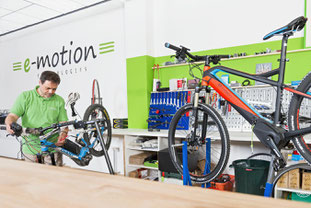 Die e-motion e-Bike Experten in der e-motion e-Bike Welt in Bielefeld