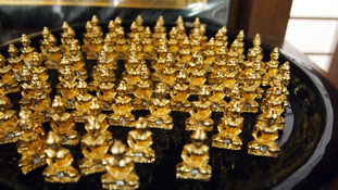 Golden buddhas