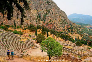 Delphi, Amphitheater