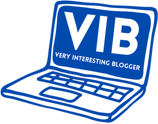 Das Logo von Judith Peters' Programm "Very Interesting Blogger": Ein stilisierter, mit blauen Umrissen gezeichneter Laptop. Er ist aufgeklappt, auf dem blauen Bildschirm steht in Weiß: "VIB - Very Interesting Blogger".