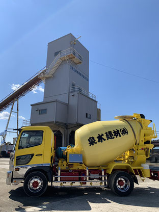 泉水建材株式会社　コンクリートプラント全景