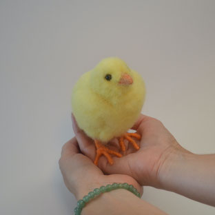Küken, Filztier Küken, Küken Filz, Filztiere, Filzküken, Dekoration Ostern, Filztiere, Filzfigur, Filzgeschöpf, Jahreszeitentisch Ostern, Küken nadelgefilzt, Filzfiguren Jahreszeitentisch, Filzfiguren Ostern, Filzfigur Ostern 