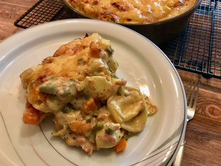 Tortellini Gratin Auflauf aus der Stoneware rund Ofenhexe oder Ofenmeister bzw Zaubermeister im Pampered Chef Onlineshop bestellen