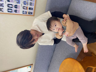 施術中の子守り
