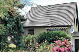 14712 Rathenow, gepflegtes Einfamilienhaus nahe der Havel; Anmietung Bootsliegeplatz in der Nähe