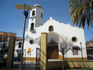 Vista de la Fachada principal desde el interior del Parque España
