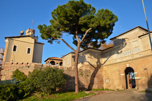 OmoGirando il Borghetto di Pratica di Mare