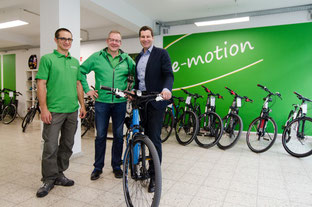 e-Bike Übergabe Oberbürgermeister Bochum, e-motion e-Bike Welt Bochum