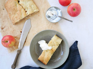 Oma's Apfelstrudel aus Mürbteig (Maultaschen)