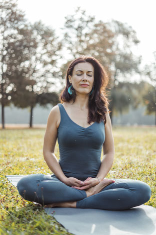 Foto Katja Bienzeisler (500 Stunden Yoga Alliance zertifiziert und von den gesetzlichen Krankenkassen anerkannt)
