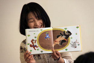 おはなしの森代表の大山さん