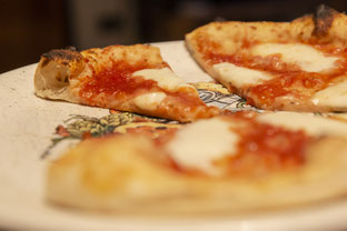 Pizza tonda con farina 'Caputo Nuvola'