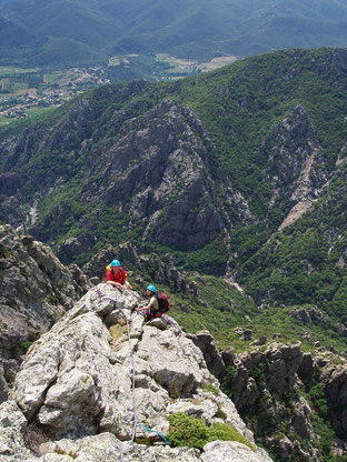 Sur l'aiguille Déplasse...la vallée est bien loin