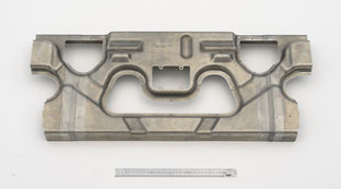 Rühreibgschweißtes und nicht-istothermisch warmgeformtes Fahrzeugteil (englisch FSW-HSQ = Friction Stir Welding & Hot Form Quenching)