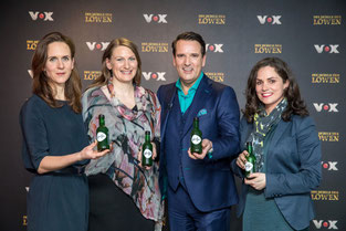 (Ute Petritsch (l.), Anneliese Niederl-Schmidinger (2.v.l.) Ralf Dümmel (2.v.r.) und Renate Steger (r.) (Foto: VOX / Bernd-Michael Maurer)