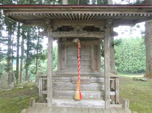 奥玉神社社殿(櫻森神社地内）
