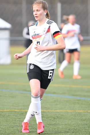 Kapitän: Sjoeke Nüsken (1. FFC Frankfurt)