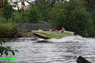 Black Mamba Jetboot Serengeti Park Hodenhagen Freizeitpark Themepark Amusementpark Attraktionen Tiere Wildtiere Safari Achterbahn Rollercoaster Coaster Safaripark Info Map Guide Park Plan