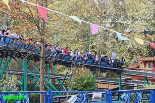 Blauer Enzian Mack Rides Powred Coaster Karussell  Achterbahn Freizeitland Freizeit Land Geiselwind Bayern Mölter Attraktion 