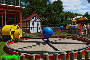 Luna Loop Sunkid Heege Attraktion Karussell Freizeitpark Lochmühle