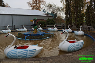 Schwanenfahrt Metallbau Emmeln Wasserkarussell Kinder Freizeitland Geiselwind Freizeitpark Themepark