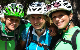 Orga-Team (v.l.): Andrea Hahn (BikeAgentur), Judith Lell (GRT.de), Patricia Roth (BikeAgentur) © Nina von Kettler