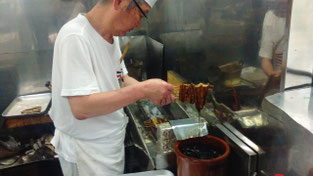 秘伝のタレ　炭火焼　うなぎ