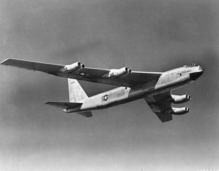 //wikimedia  /Prototyp der B-52 Stratofortress /