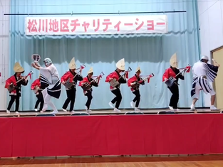 松川ロック三味線　パフォーマンスの様子