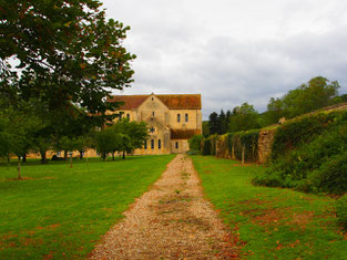 eine mächtige Mauer umgab das gesamte Kloster-Areal