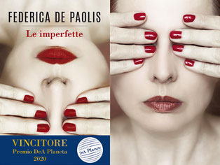 Manuela Deigert über mich Buch von Federica De Paolis Le imperfette mit meinem Selbstportrait, die Hände vor Augen gehalten
