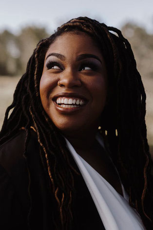 Angie Thomas