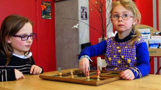 Jeux anciens à disposition au Bistrot du Parc