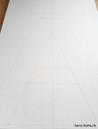 Buchstaben auf Karton aufzeichnen