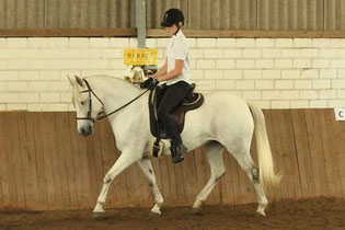 Naema al Mansour bei der Leistungsprüfung